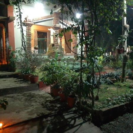 Perch Villa Homestay Shānti Niketan Exteriér fotografie